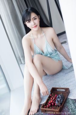 扒开美女尿口